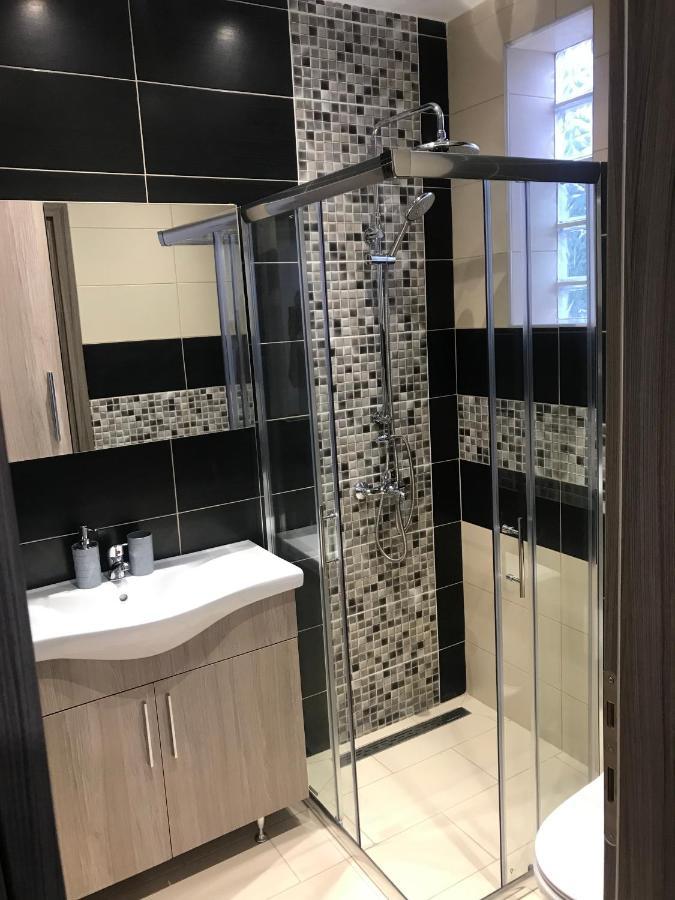 Bafas Apartments プラタリア エクステリア 写真
