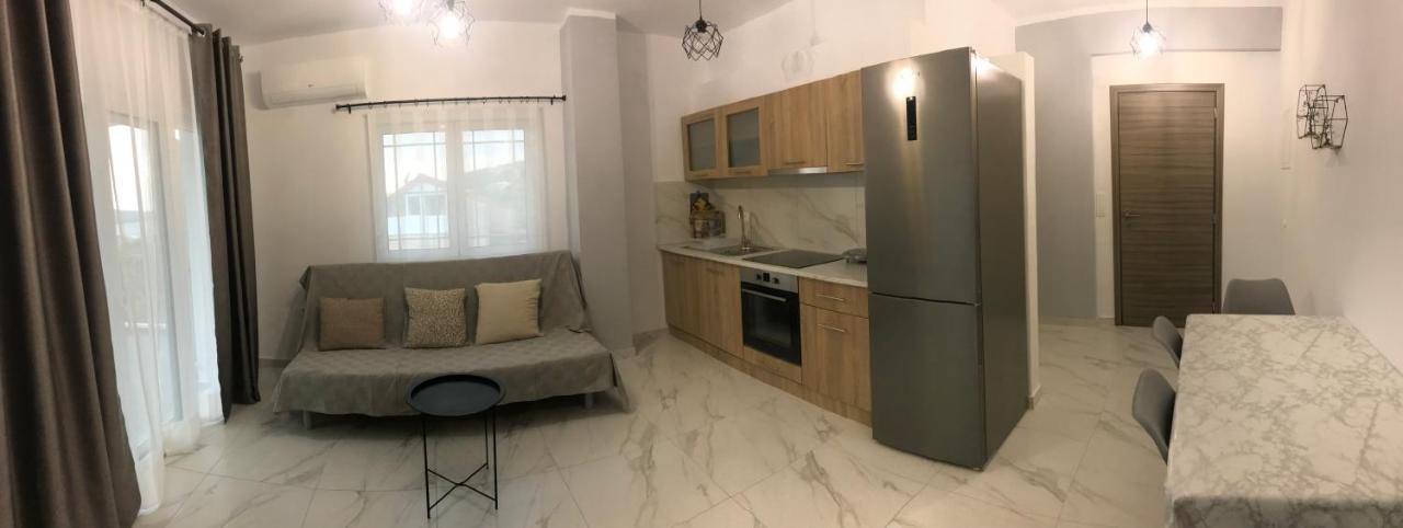 Bafas Apartments プラタリア エクステリア 写真