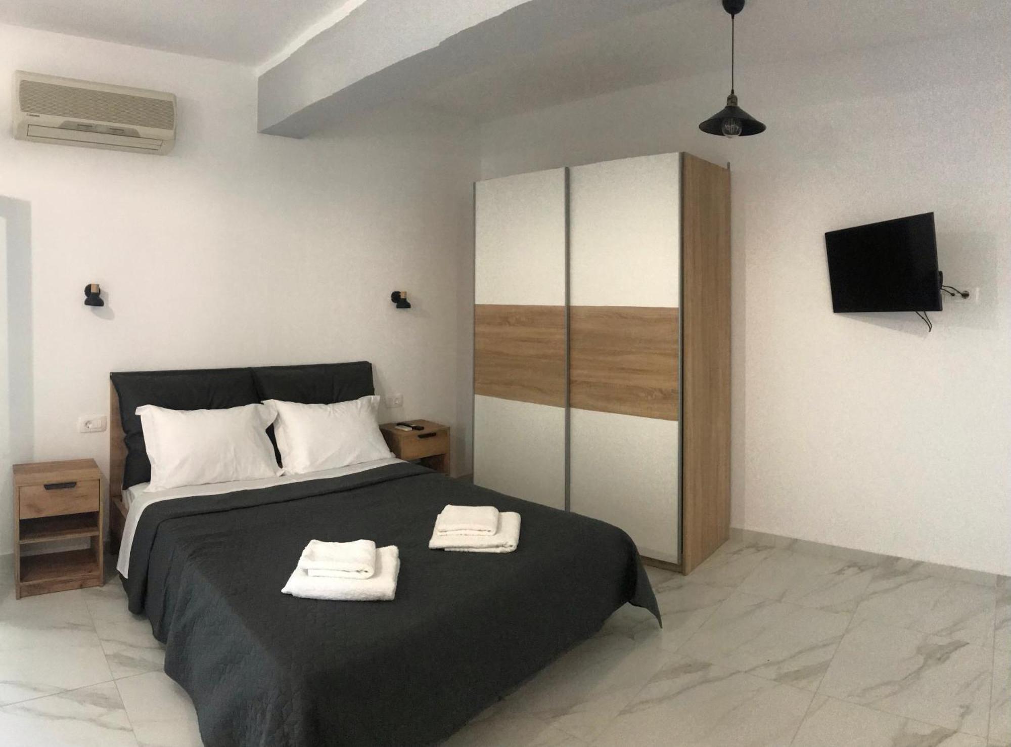 Bafas Apartments プラタリア エクステリア 写真